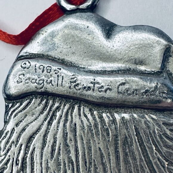 Seagull Pewter Christmas Ornament Hanging Silver Santa Head Etched 1985 VTG - Picture 3 of 7